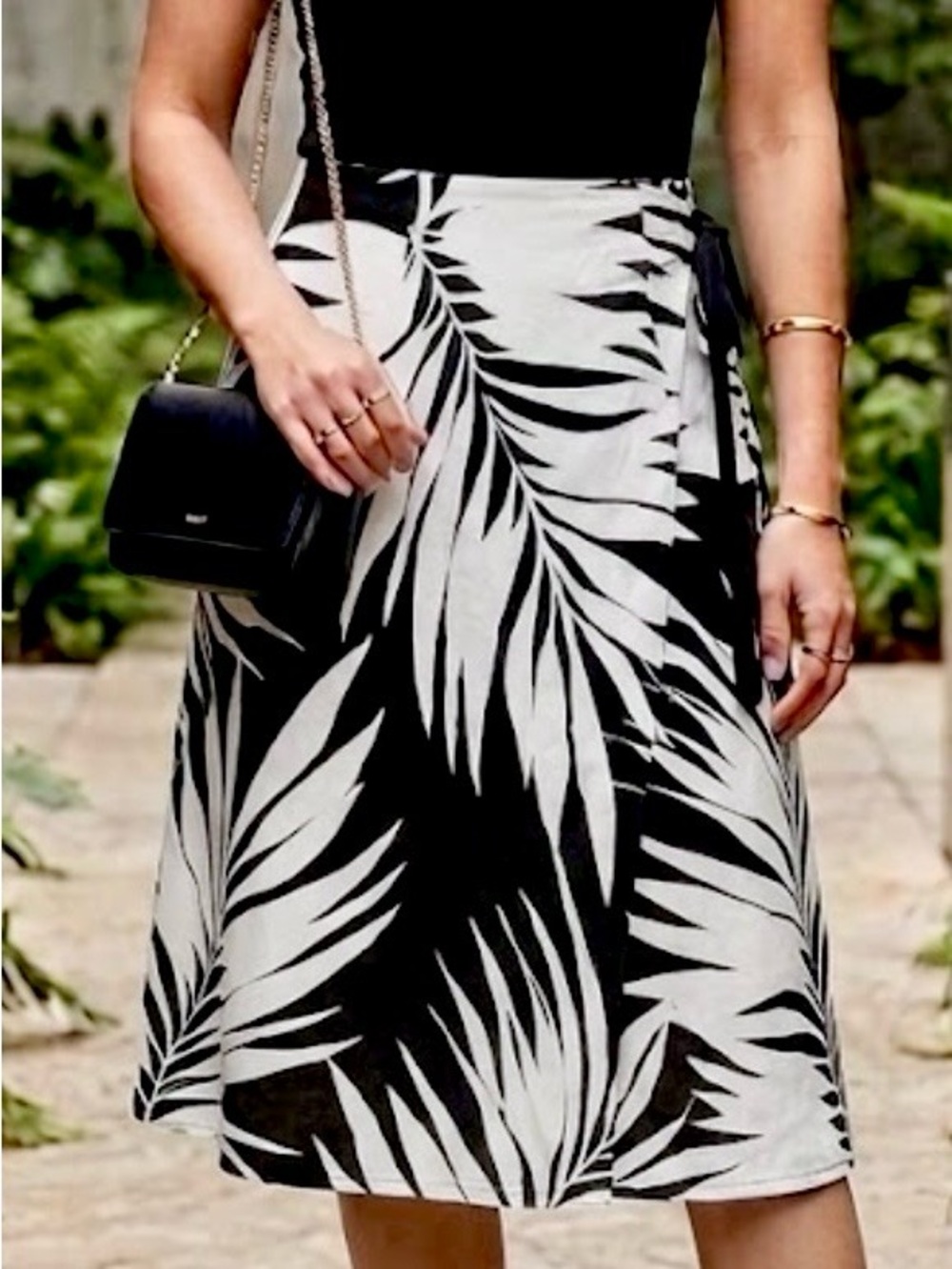 Who What Wear Black White Palm/Fern Print Versatile A-Line Cotton Midi Skirt L